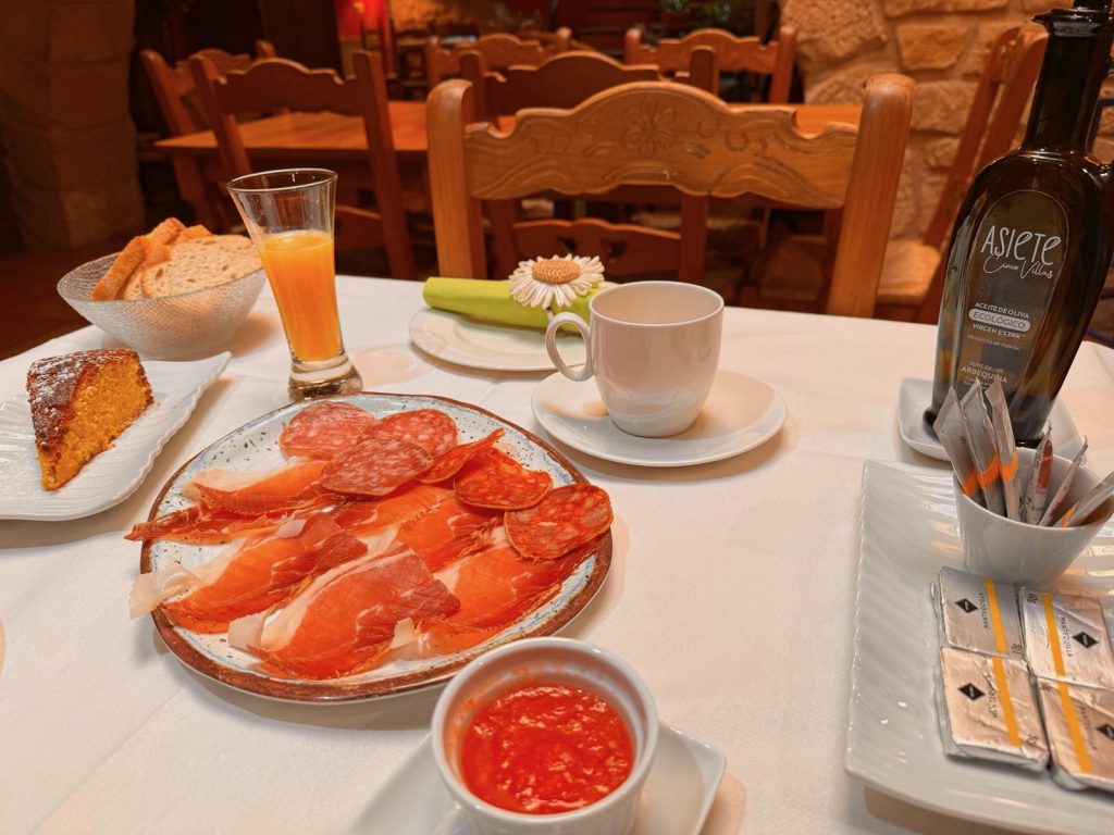 salon casa del infanzon